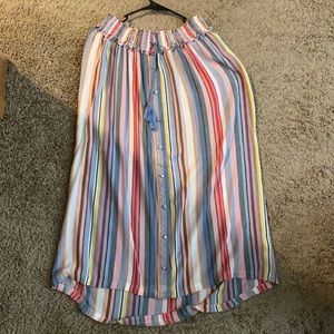 Multi-color Jessica Simpson maternity skirt.